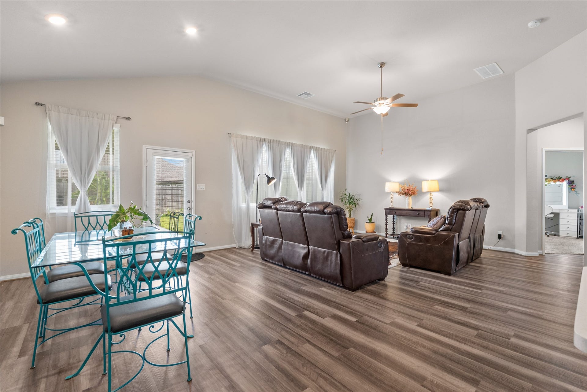 10112 Hermann Trace, Texas City, TX 77591 10112 Hermann Trace, Texas City, TX 77591
