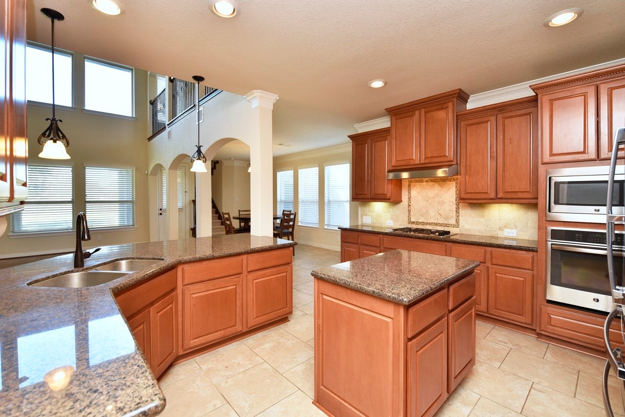 6010 Crystal Water Drive, Richmond, TX 77406 6010 Crystal Water Drive, Richmond, TX 77406