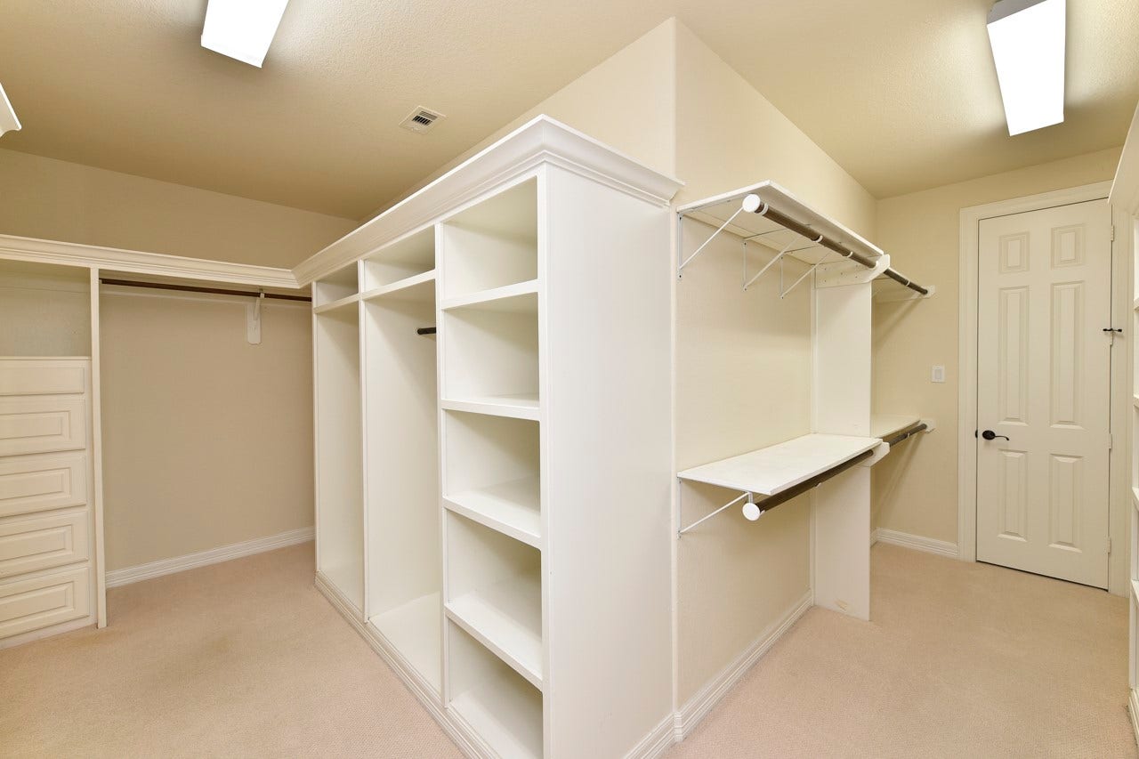 6010 Crystal Water Drive, Richmond, TX 77406 6010 Crystal Water Drive, Richmond, TX 77406