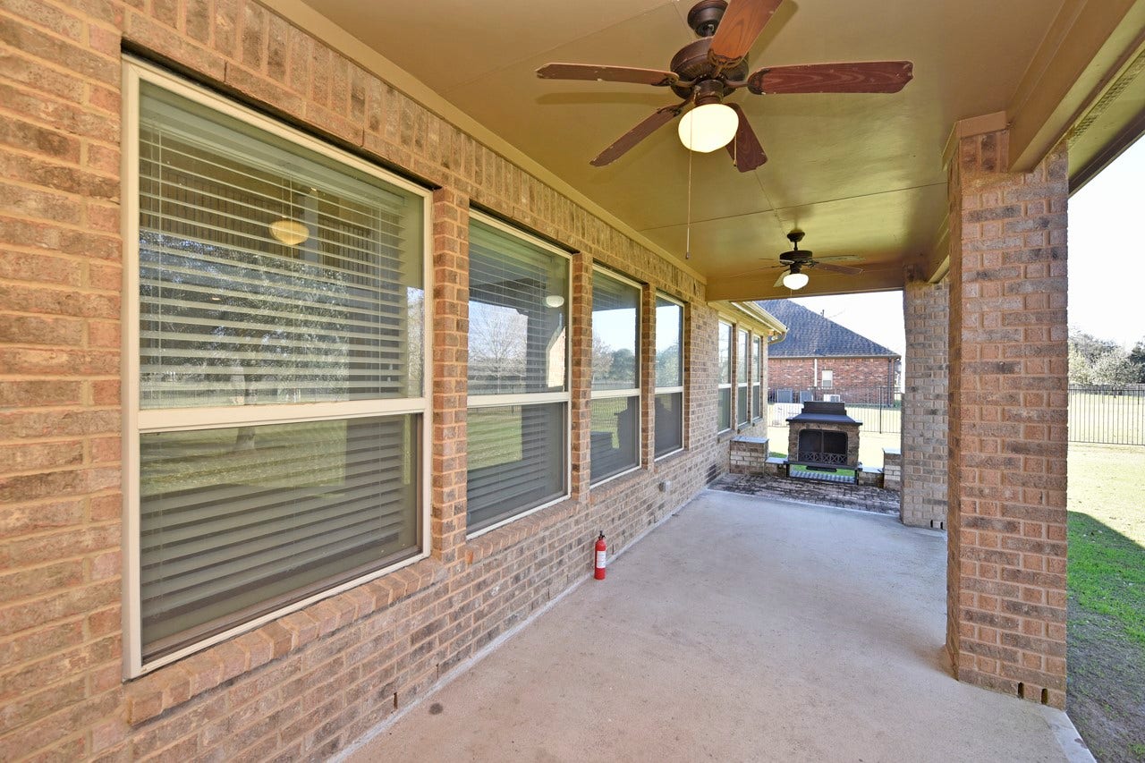 6010 Crystal Water Drive, Richmond, TX 77406 6010 Crystal Water Drive, Richmond, TX 77406