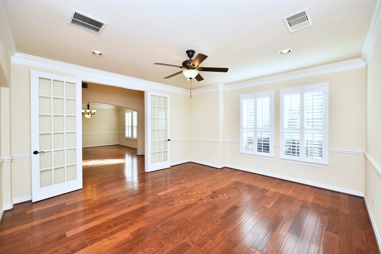 6010 Crystal Water Drive, Richmond, TX 77406 6010 Crystal Water Drive, Richmond, TX 77406