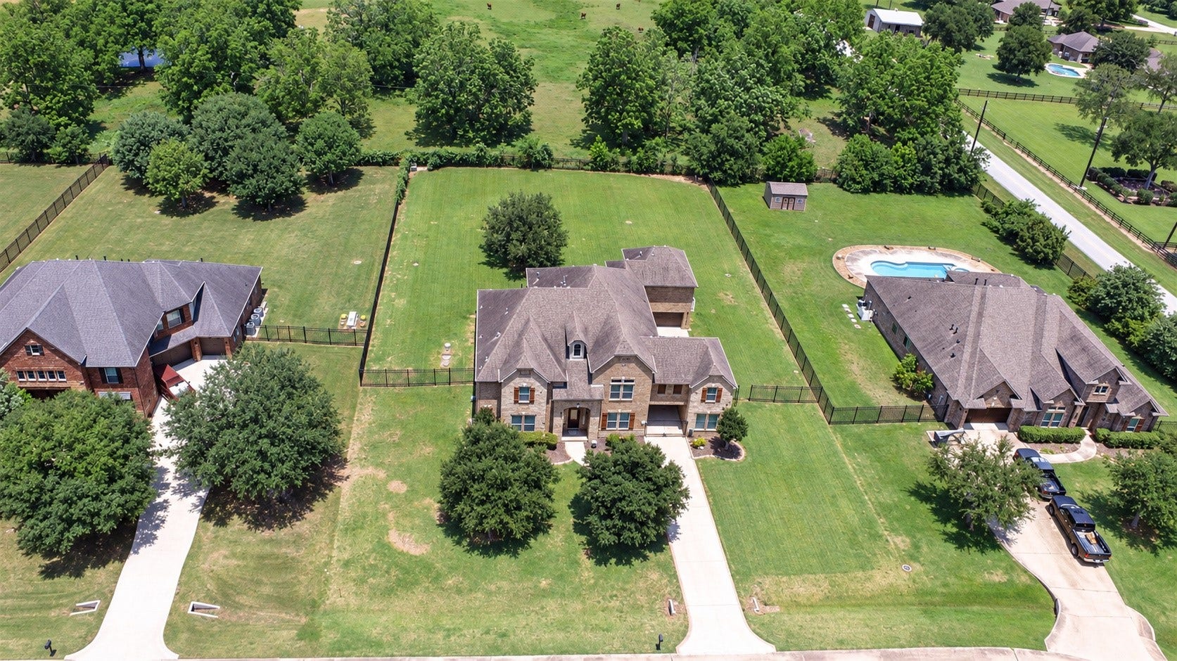 6010 Crystal Water Drive, Richmond, TX 77406 6010 Crystal Water Drive, Richmond, TX 77406