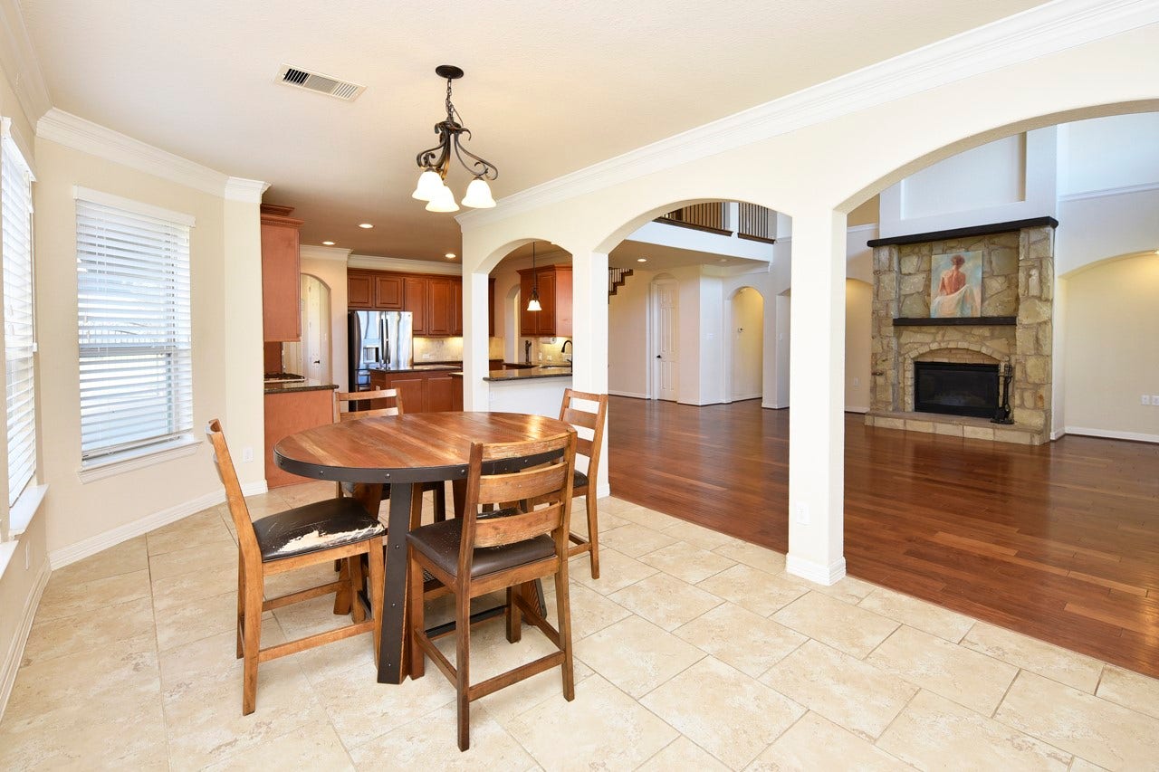6010 Crystal Water Drive, Richmond, TX 77406 6010 Crystal Water Drive, Richmond, TX 77406