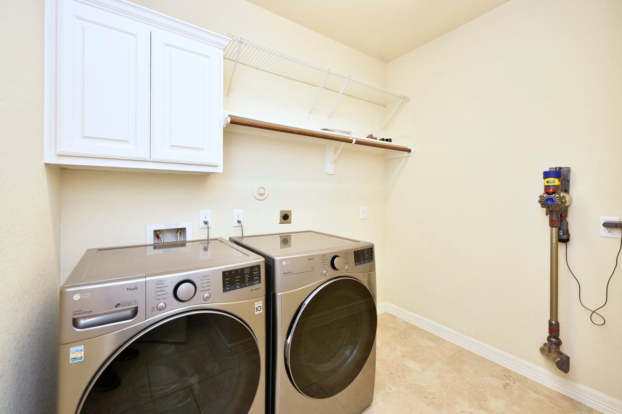 6010 Crystal Water Drive, Richmond, TX 77406 6010 Crystal Water Drive, Richmond, TX 77406