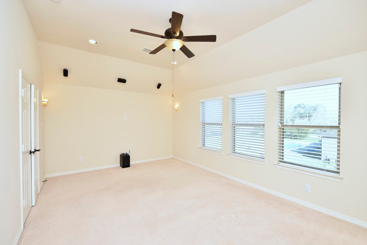 6010 Crystal Water Drive, Richmond, TX 77406 6010 Crystal Water Drive, Richmond, TX 77406