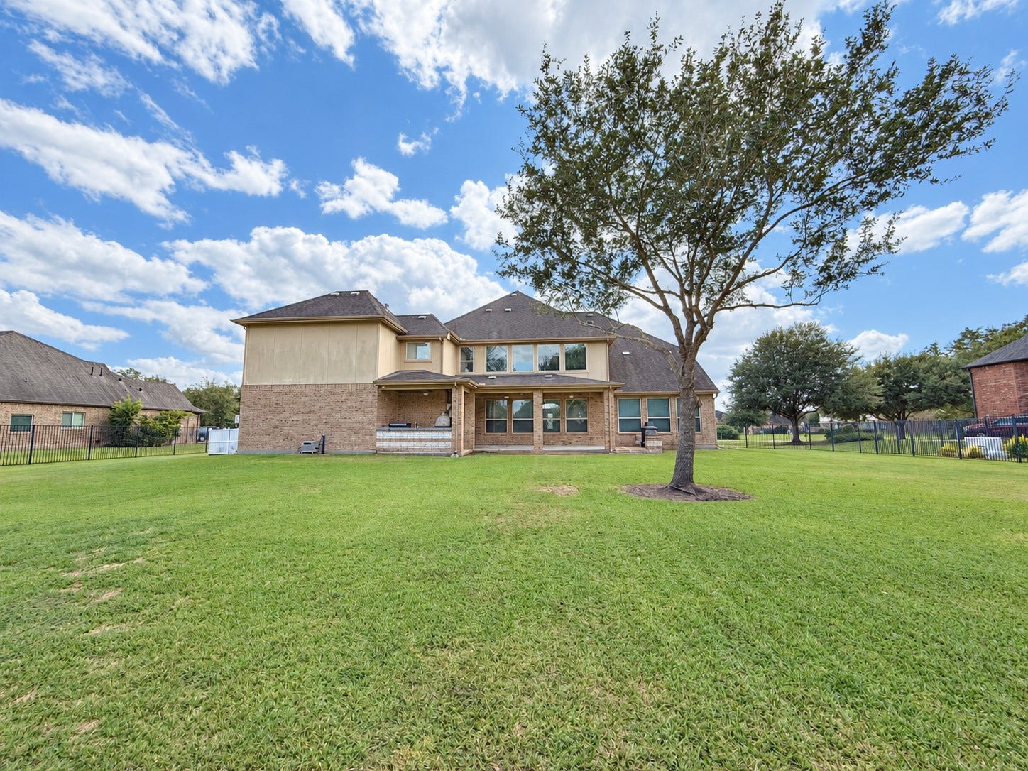 6010 Crystal Water Drive, Richmond, TX 77406 6010 Crystal Water Drive, Richmond, TX 77406