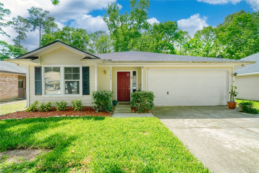 Property photo for 17435 Typhoon Way, Crosby, TX
