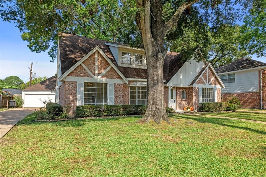 Property photo for 9718 Truscon Drive, Houston, TX