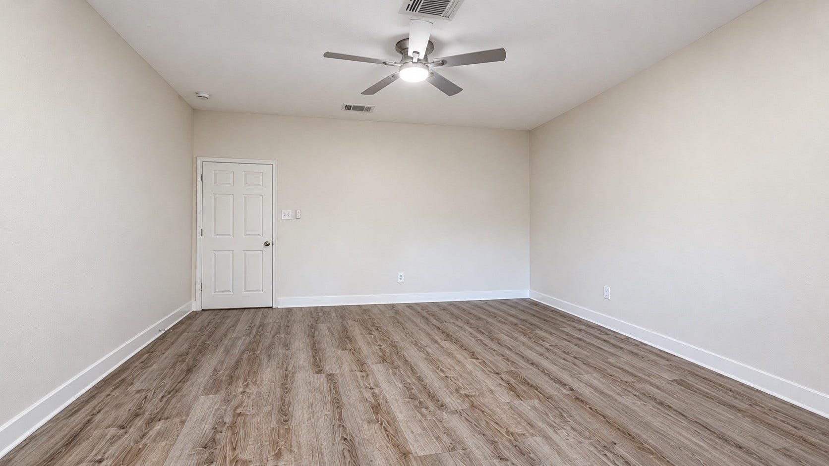 502 S Hyannis Port Street, Crosby, TX 77532 502 S Hyannis Port Street, Crosby, TX 77532
