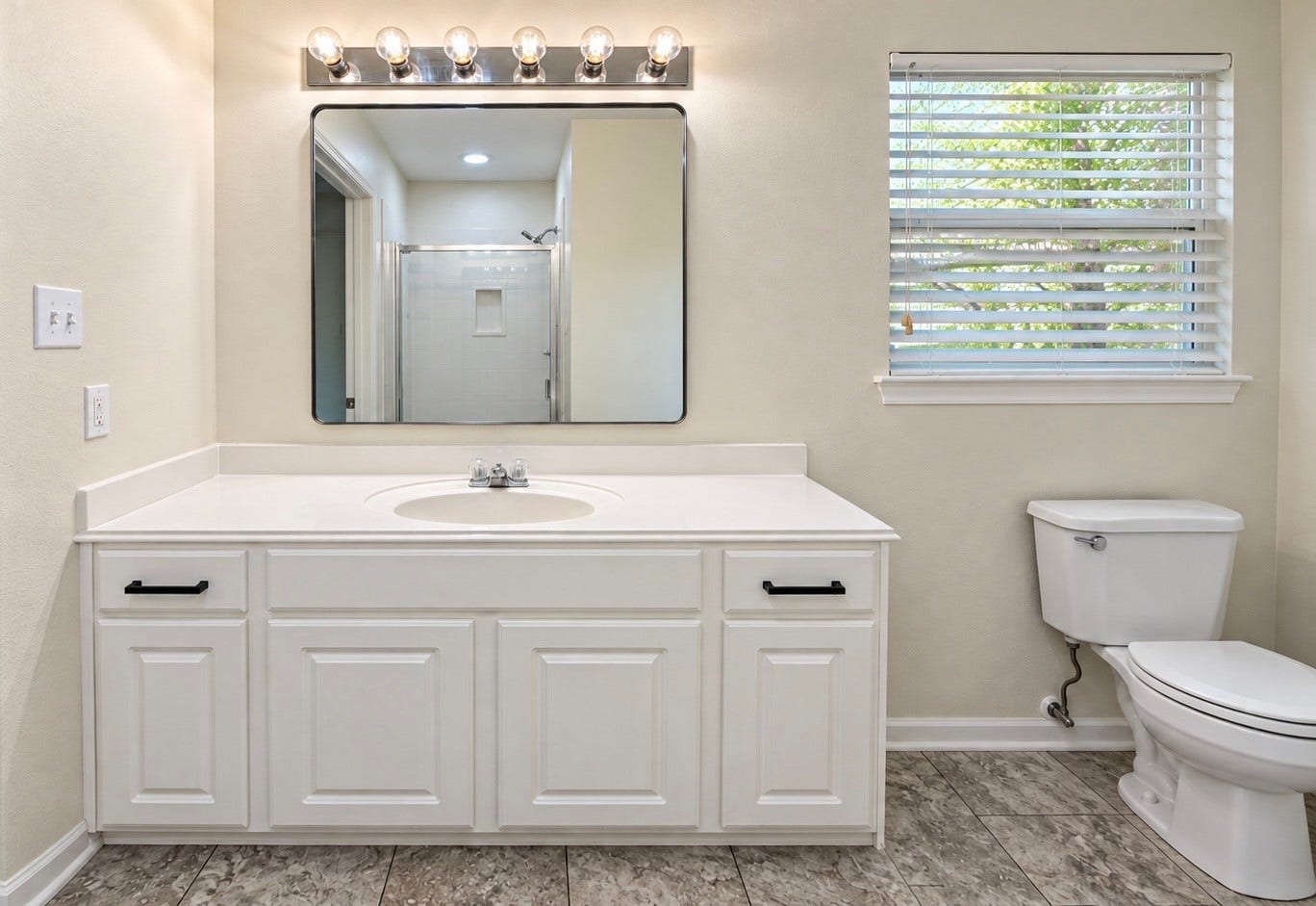 502 S Hyannis Port Street, Crosby, TX 77532 502 S Hyannis Port Street, Crosby, TX 77532