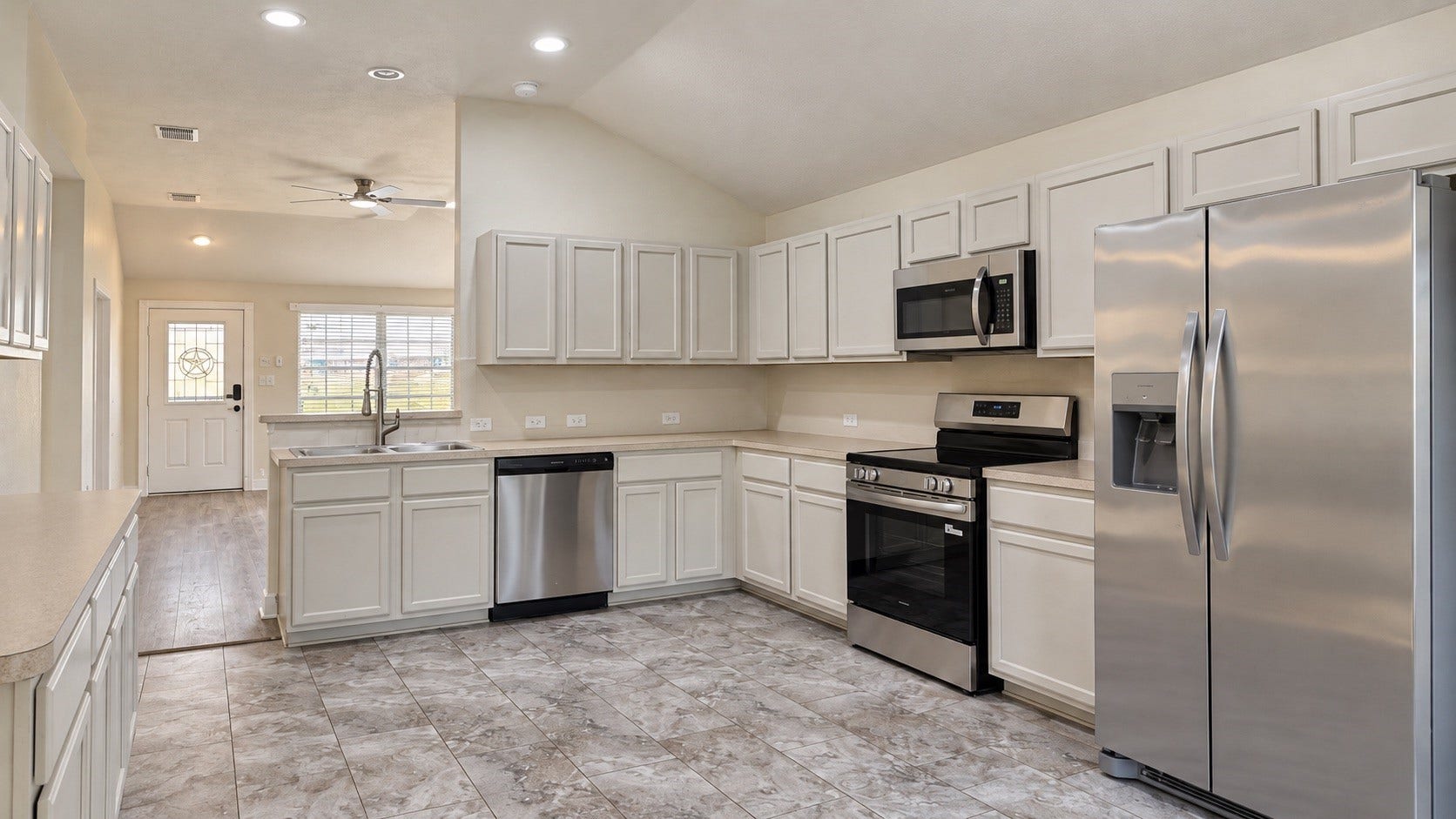 502 S Hyannis Port Street, Crosby, TX 77532 502 S Hyannis Port Street, Crosby, TX 77532