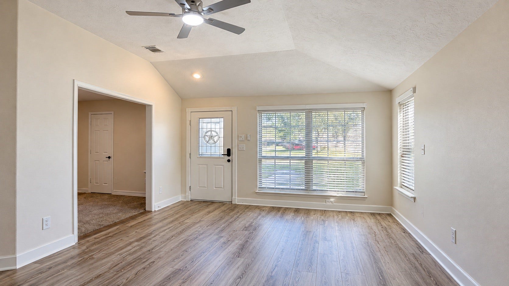 502 S Hyannis Port Street, Crosby, TX 77532 502 S Hyannis Port Street, Crosby, TX 77532