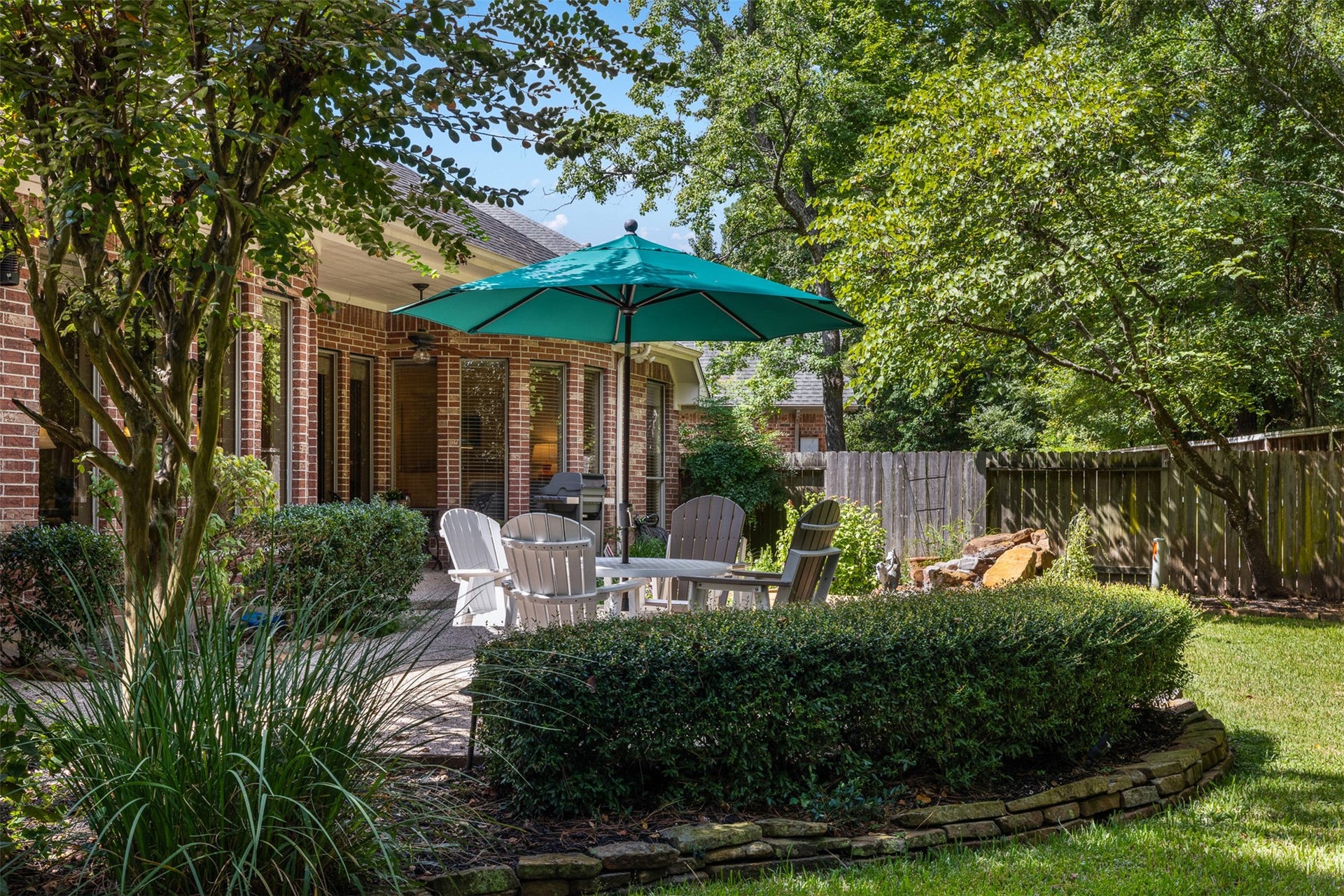 62 S Warbler Bend Circle, The Woodlands, TX 77382 62 S Warbler Bend Circle, The Woodlands, TX 77382