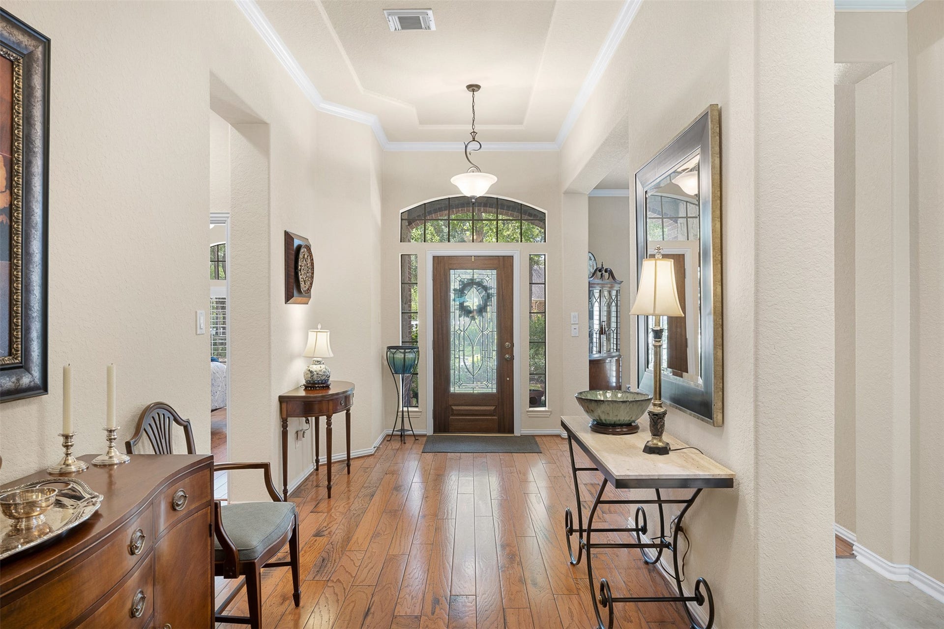 62 S Warbler Bend Circle, The Woodlands, TX 77382 62 S Warbler Bend Circle, The Woodlands, TX 77382