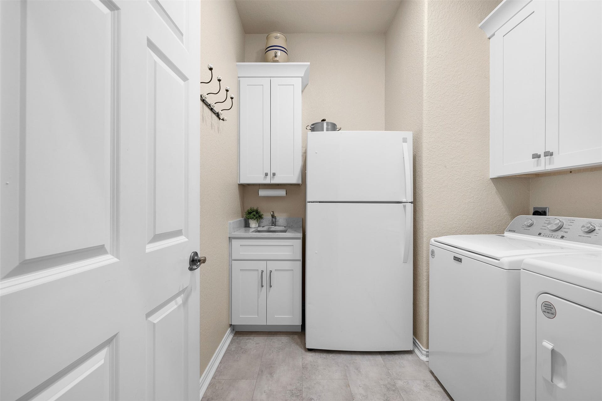 62 S Warbler Bend Circle, The Woodlands, TX 77382 62 S Warbler Bend Circle, The Woodlands, TX 77382