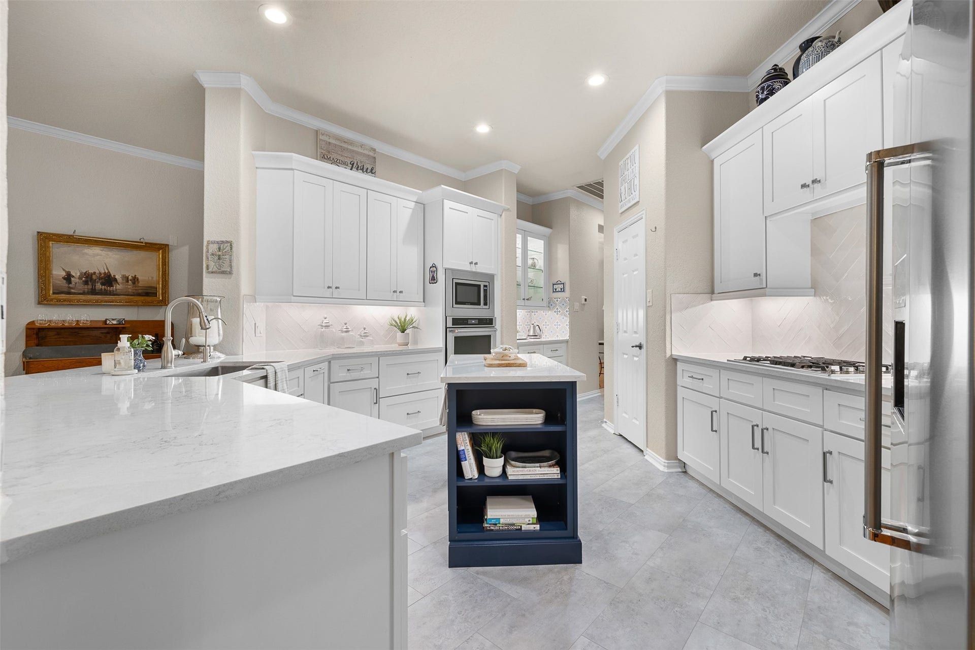 62 S Warbler Bend Circle, The Woodlands, TX 77382 62 S Warbler Bend Circle, The Woodlands, TX 77382