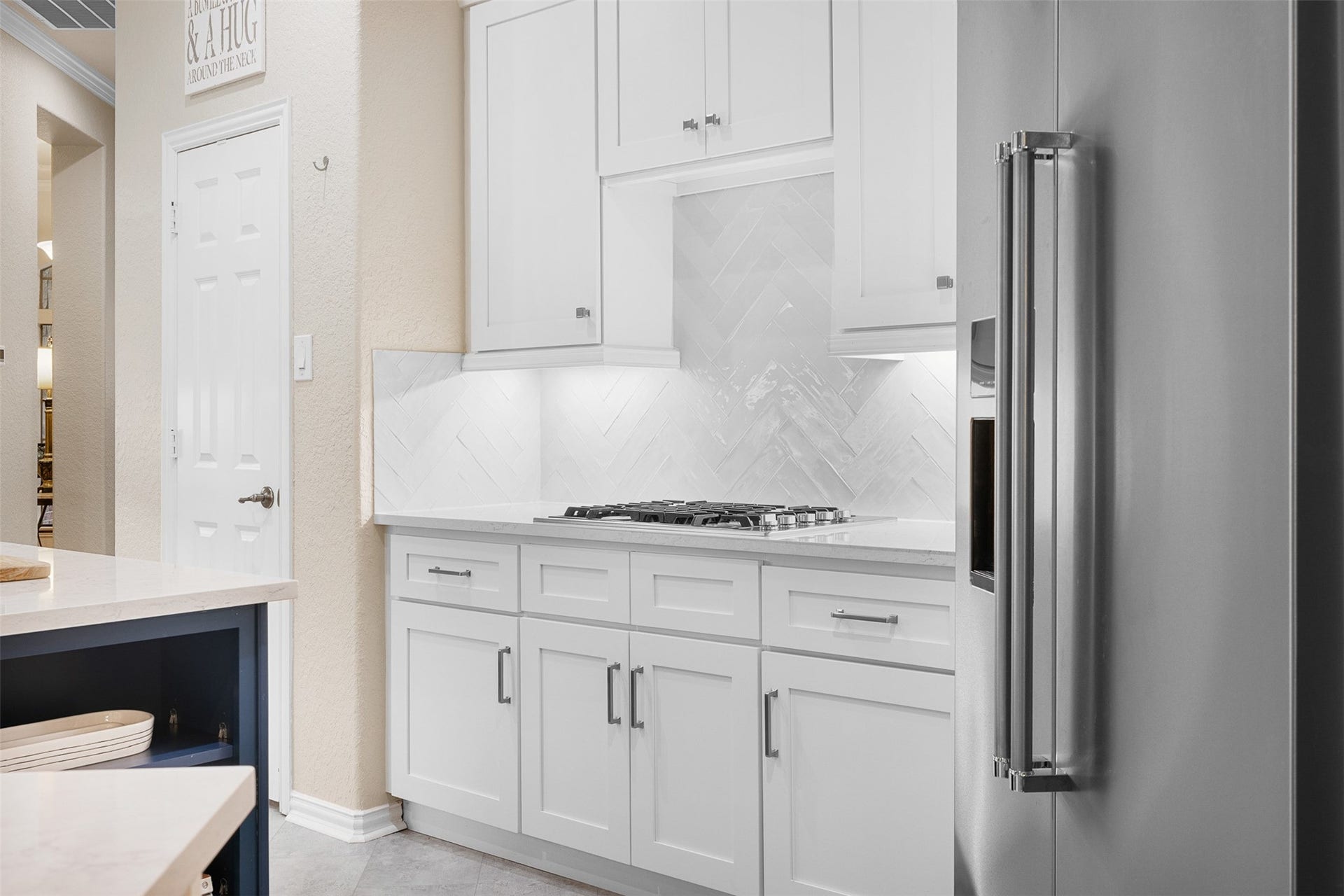 62 S Warbler Bend Circle, The Woodlands, TX 77382 62 S Warbler Bend Circle, The Woodlands, TX 77382