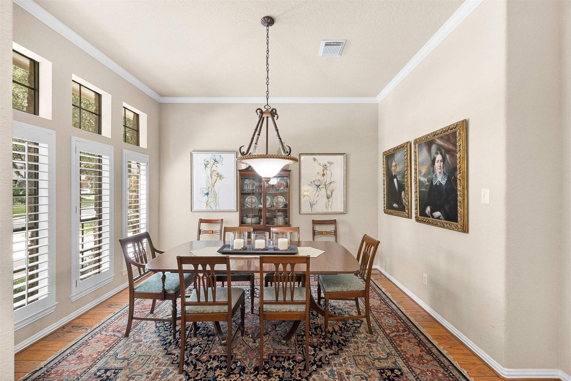 62 S Warbler Bend Circle, The Woodlands, TX 77382 62 S Warbler Bend Circle, The Woodlands, TX 77382