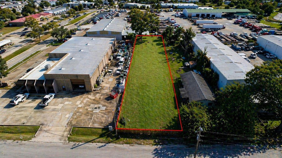 Property photo for 5717 Centralcrest St, Houston, TX