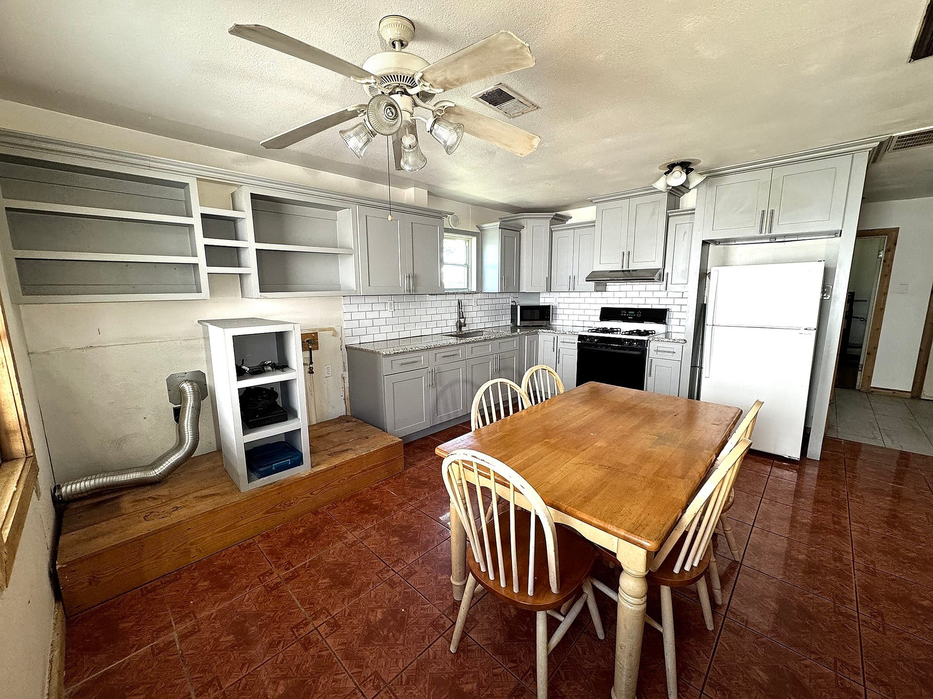 4439 9th Street, Bacliff, TX 77518 The kitchen features some recent updates