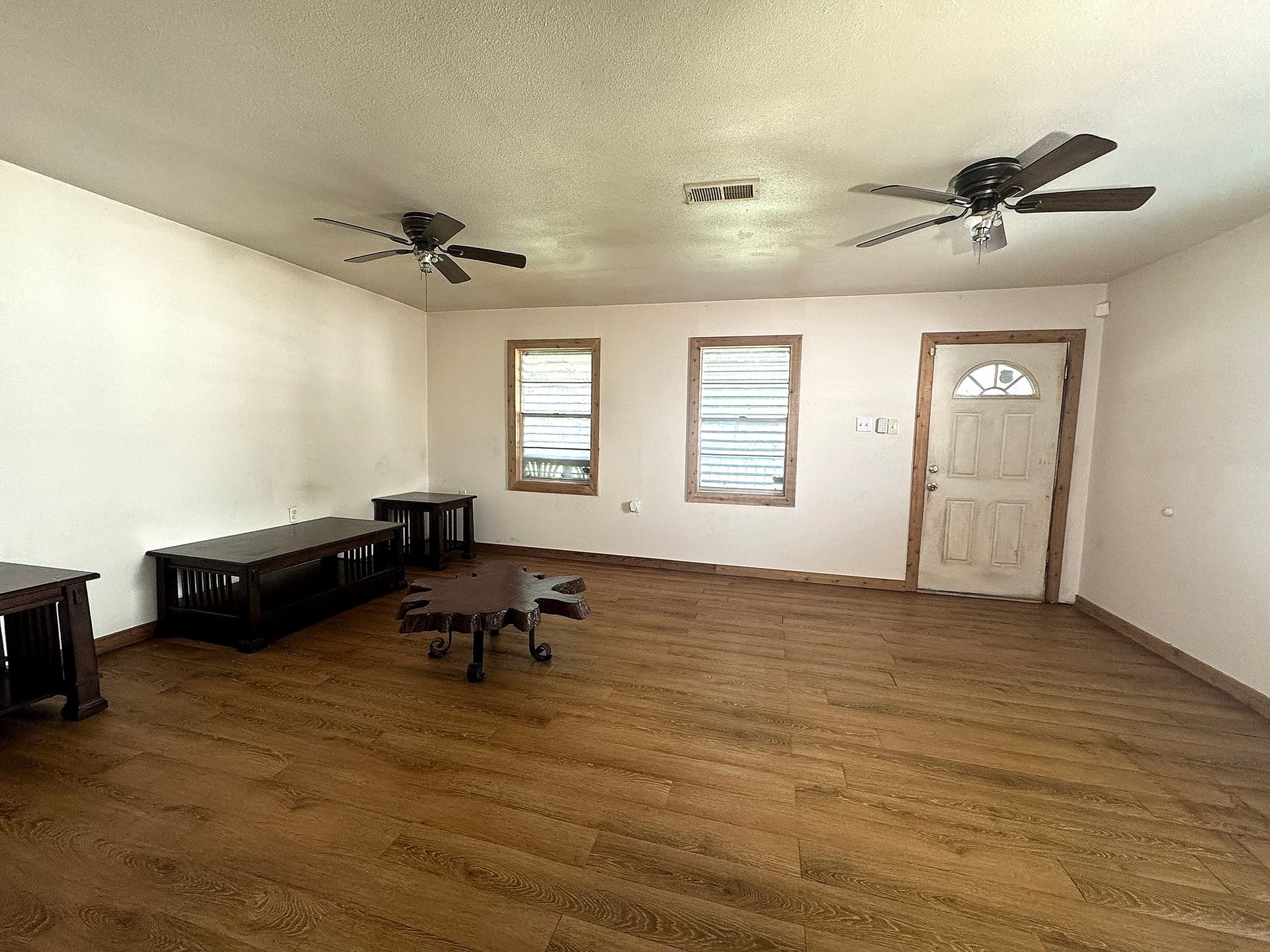 4439 9th Street, Bacliff, TX 77518 4439 9th Street, Bacliff, TX 77518