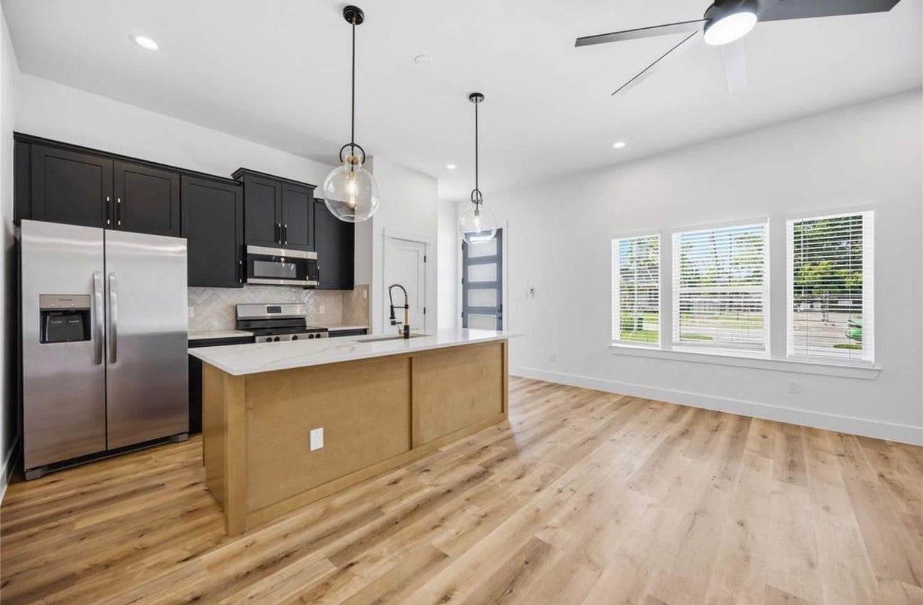 4031 Cork Drive, Houston, TX 77047 4031 Cork Drive, Houston, TX 77047