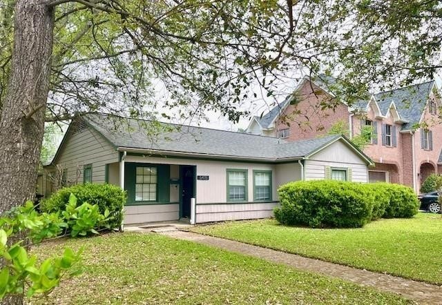 Property photo for 5418 Grand Lake Street, Houston, TX