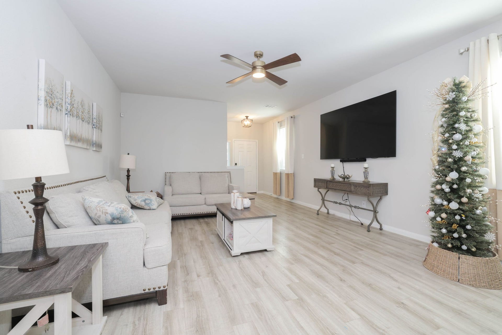 3596 Cannon Drive, Conroe, TX 77301 Reverse view of Family Room