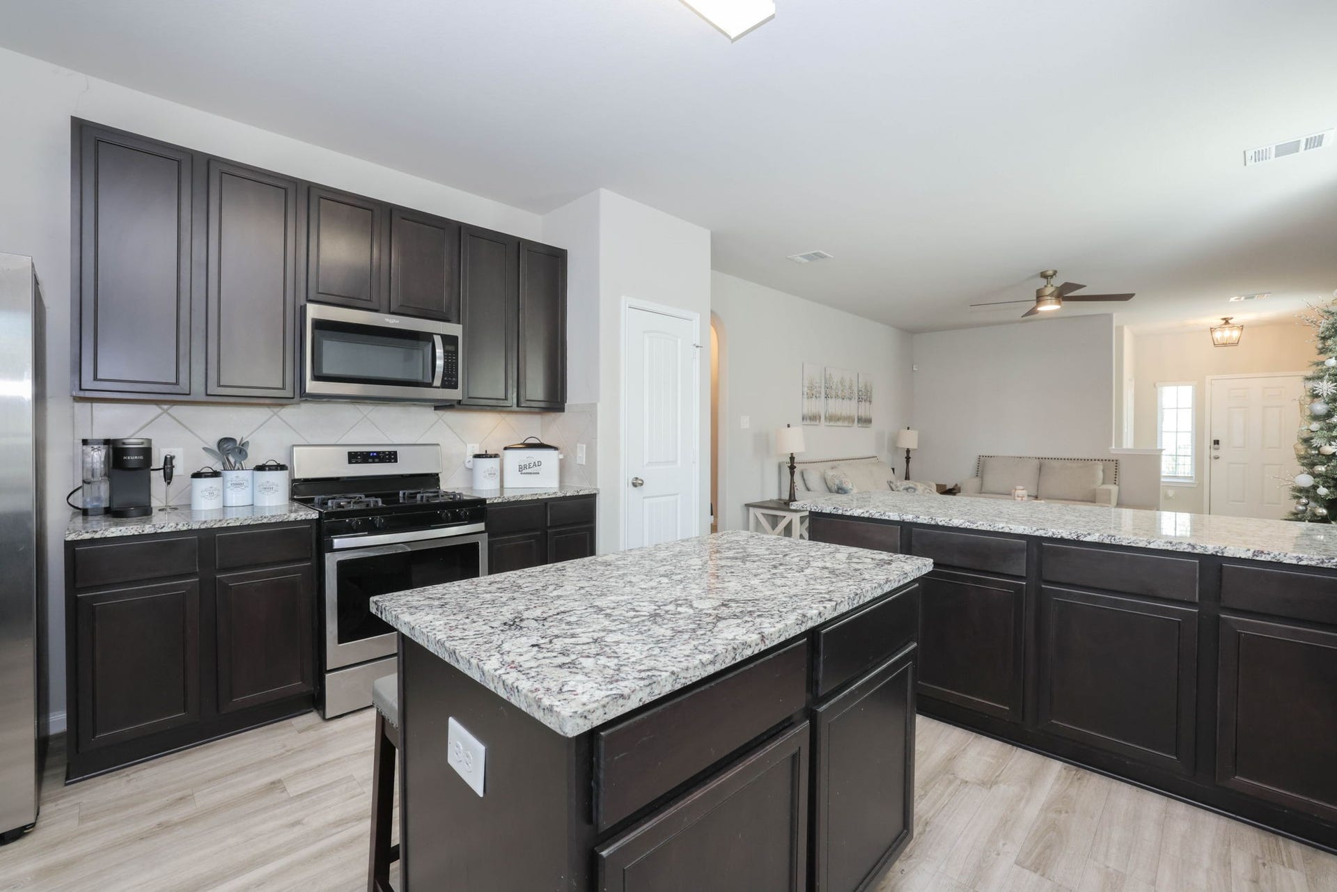 3596 Cannon Drive, Conroe, TX 77301 3596 Cannon Drive, Conroe, TX 77301
