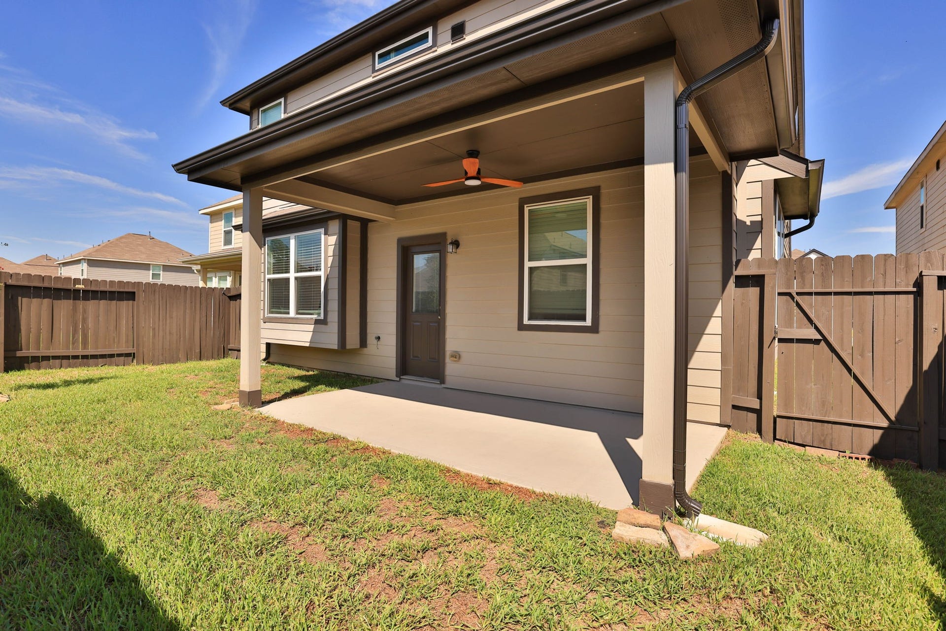 3596 Cannon Drive, Conroe, TX 77301 3596 Cannon Drive, Conroe, TX 77301