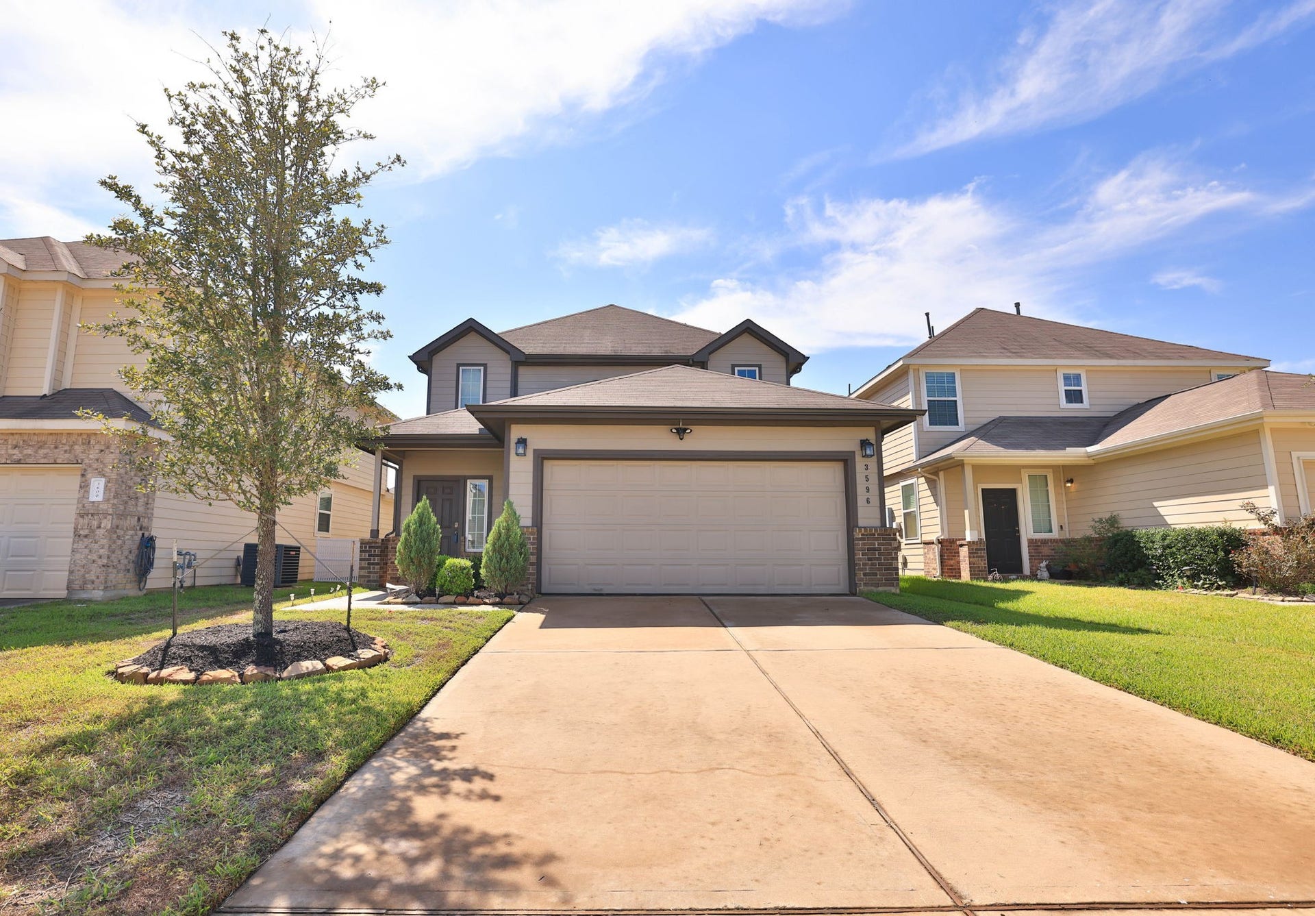 3596 Cannon Drive, Conroe, TX 77301 Welcome Home to this beautifully maintained home.