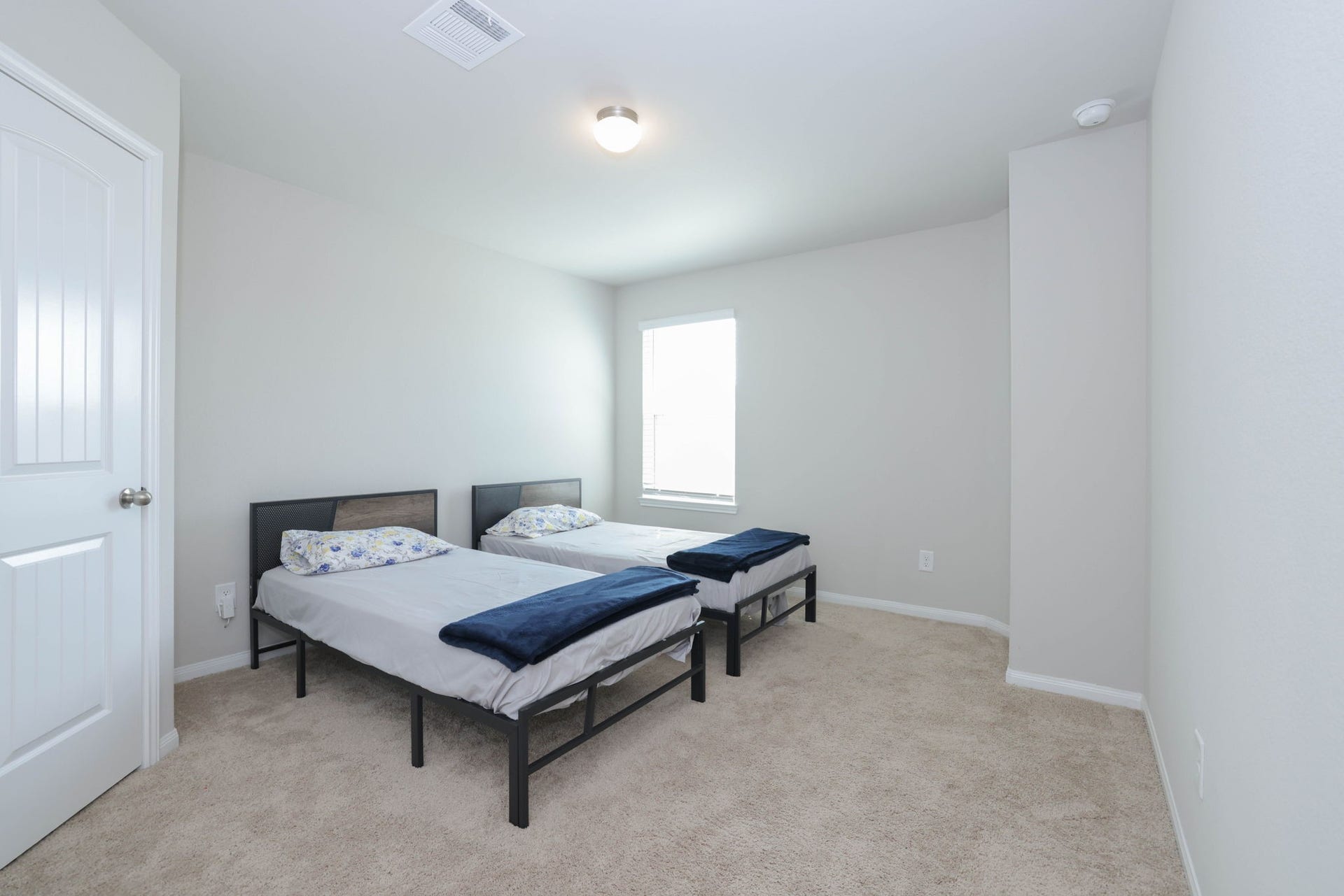 3596 Cannon Drive, Conroe, TX 77301 3rd Secondary bedroom.