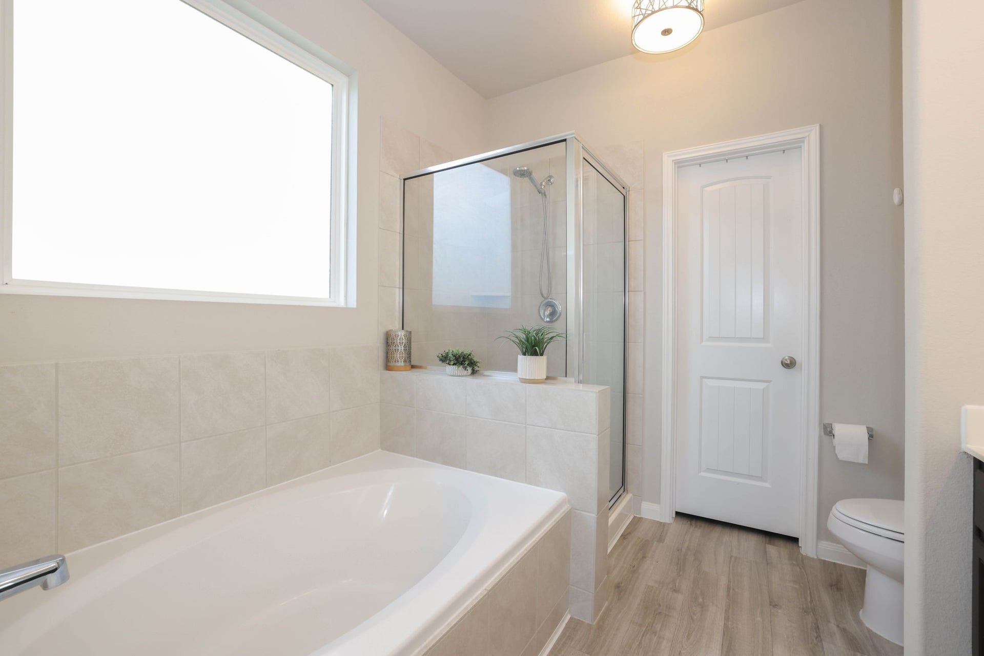 3596 Cannon Drive, Conroe, TX 77301 Separate bath and shower in Primary bathroom