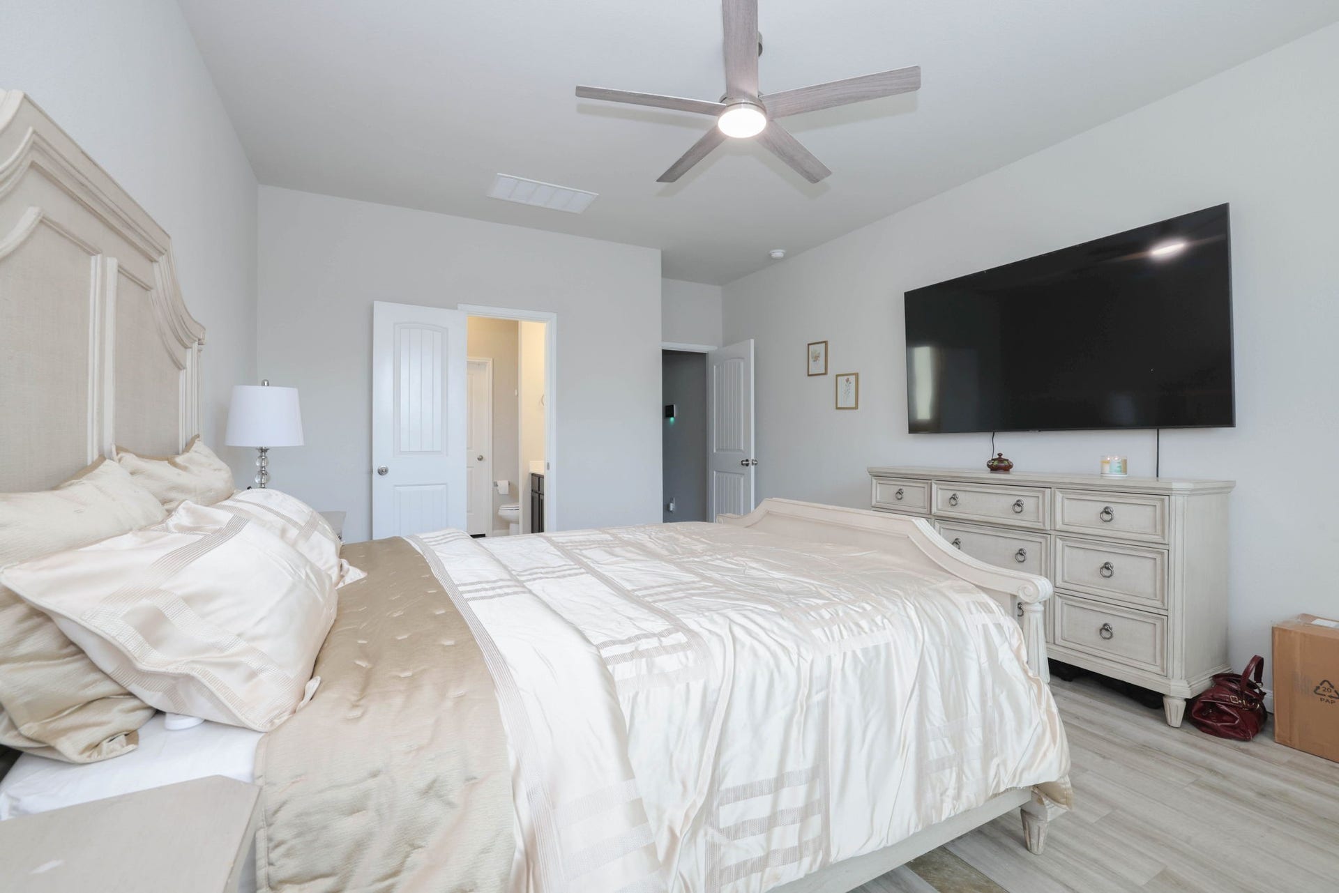 3596 Cannon Drive, Conroe, TX 77301 Primary Bedroom located on 1st floor.