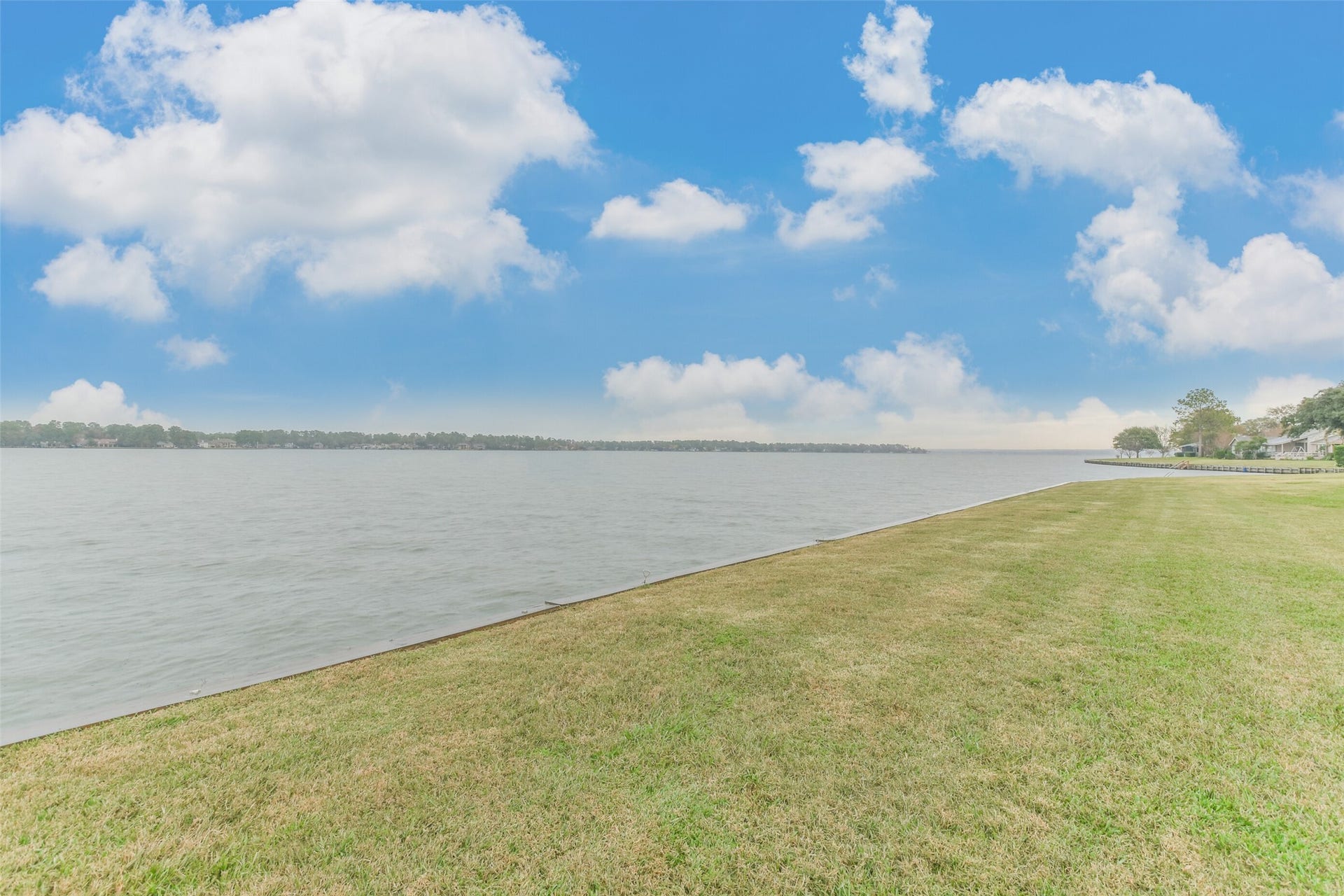 Lake Conroe is just steps away!