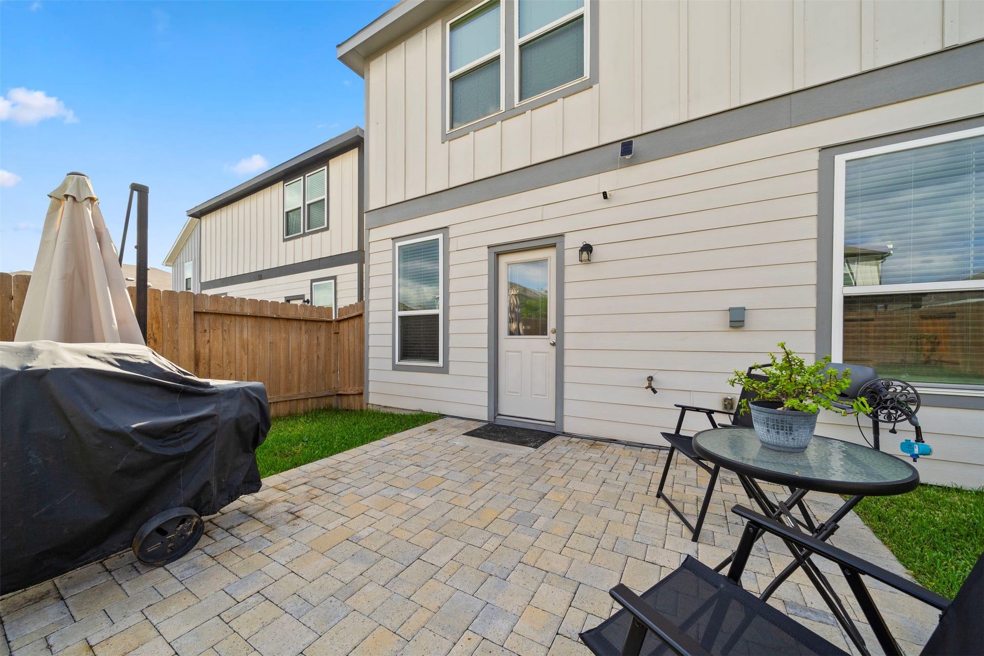 6318 Franklin View Lane, Houston, TX 77084 6318 Franklin View Lane, Houston, TX 77084
