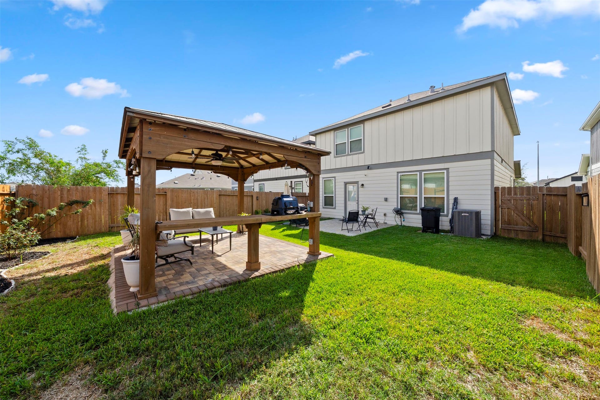 6318 Franklin View Lane, Houston, TX 77084 6318 Franklin View Lane, Houston, TX 77084