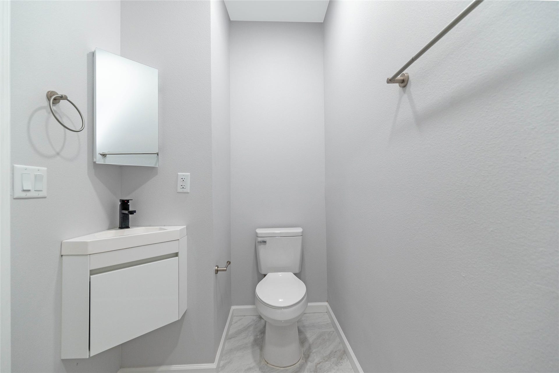805 Avenue K, #b, Galveston, TX 77550 805 Avenue K, #b, Galveston, TX 77550
