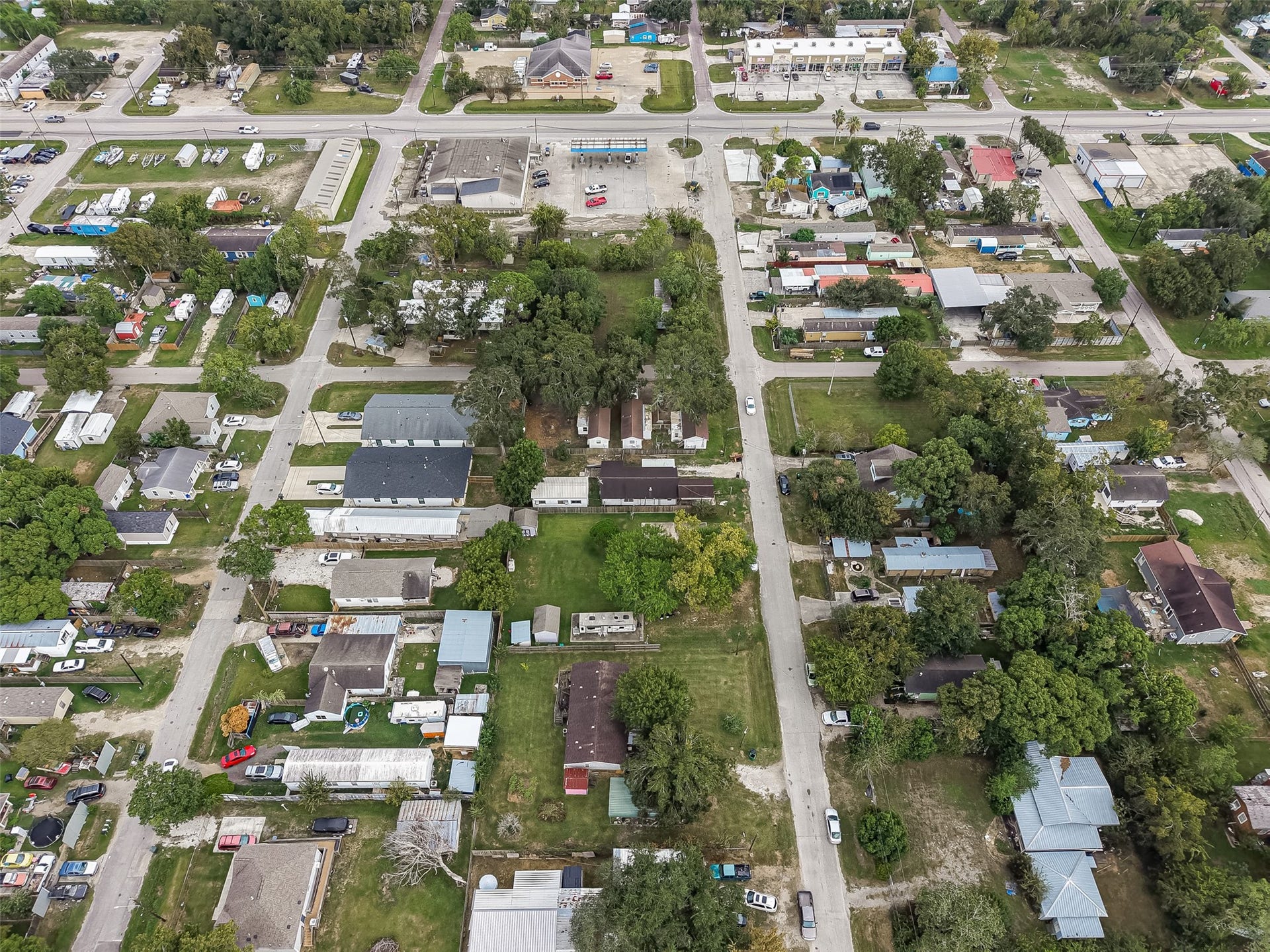 4447 5th Street, Bacliff, TX 77518 4447 5th Street, Bacliff, TX 77518
