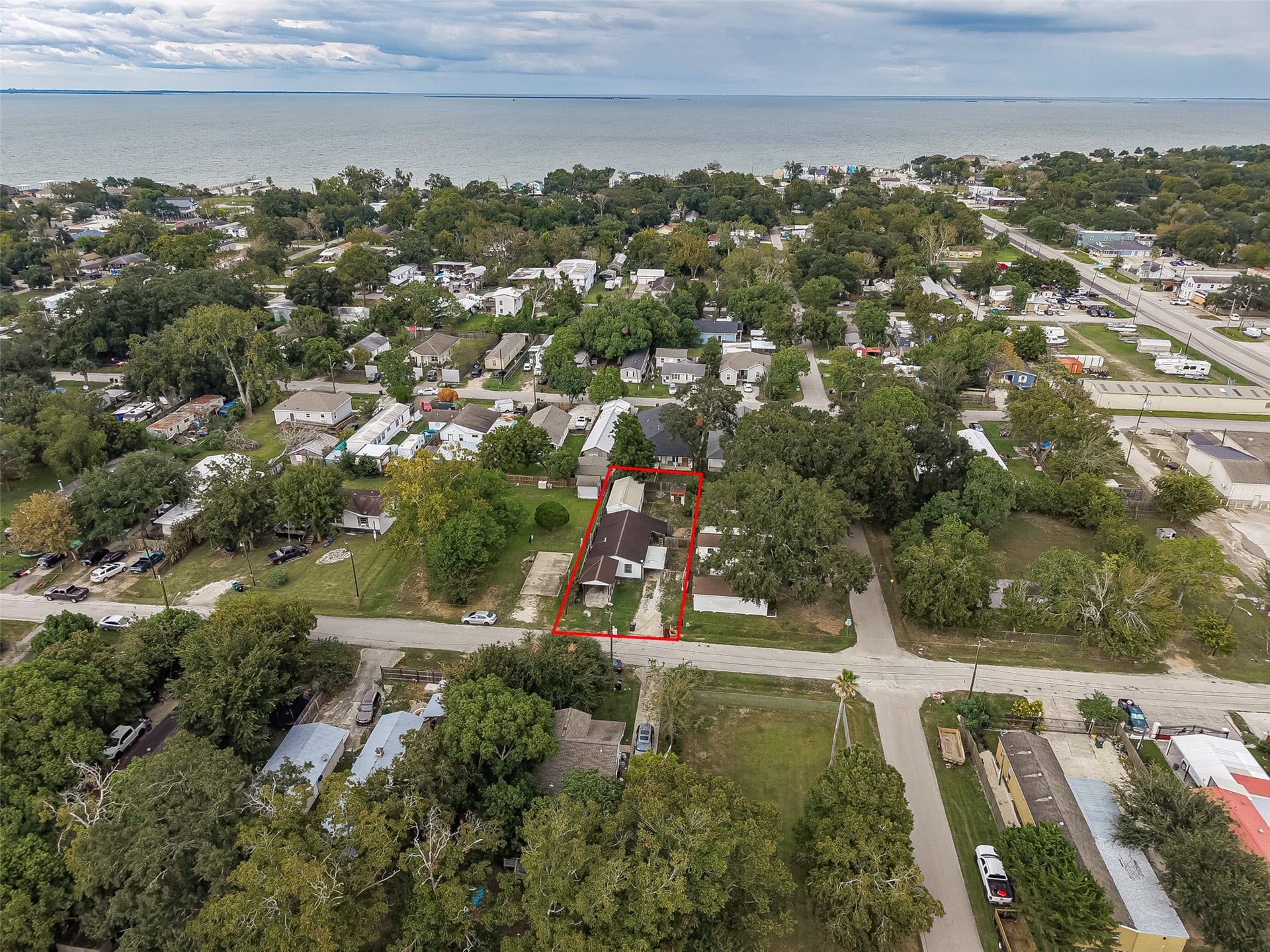 4447 5th Street, Bacliff, TX 77518 4447 5th Street, Bacliff, TX 77518