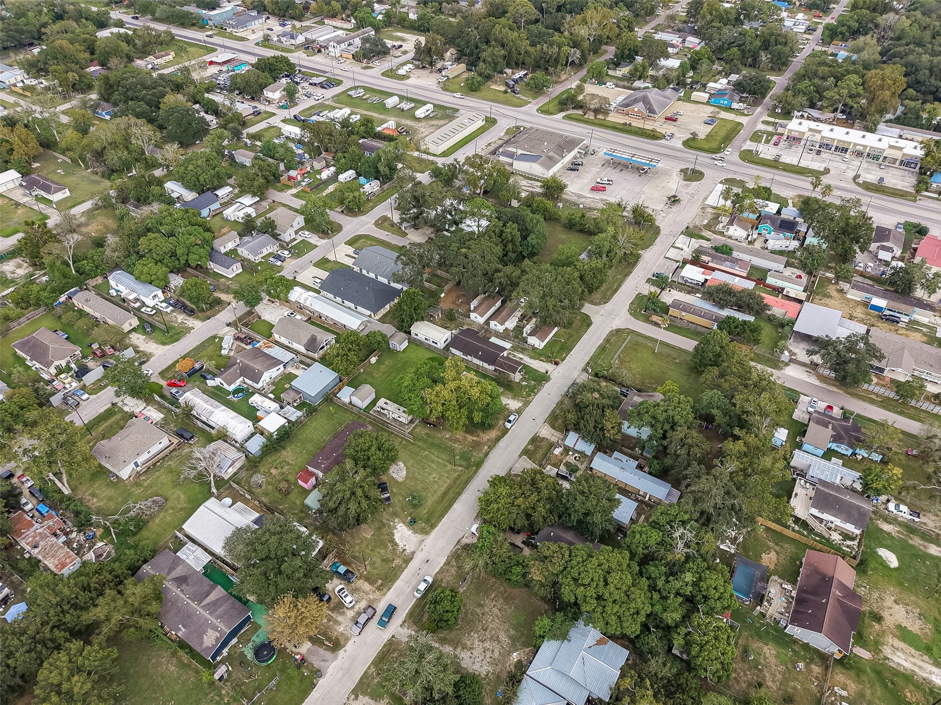 4447 5th Street, Bacliff, TX 77518 4447 5th Street, Bacliff, TX 77518