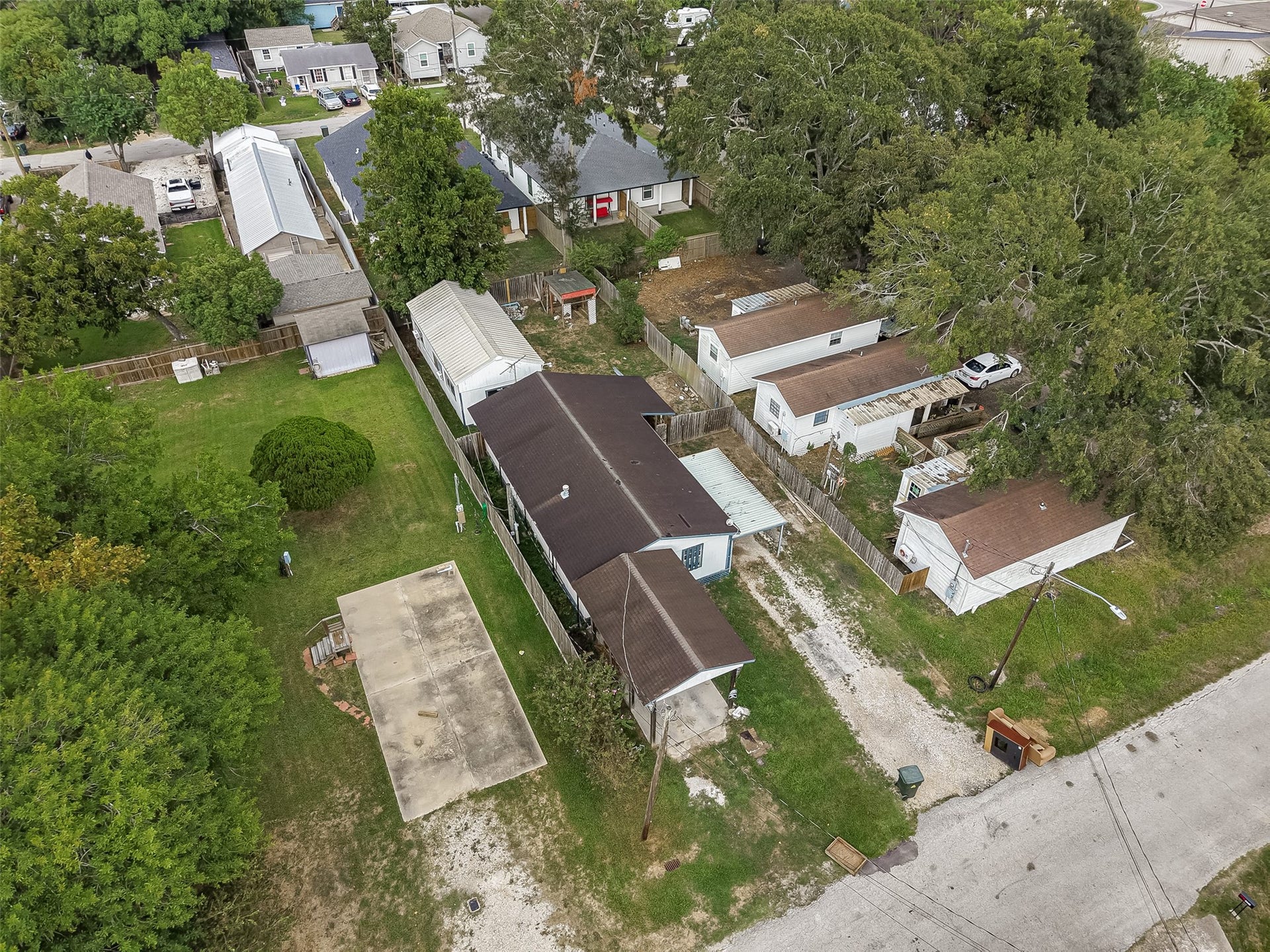 4447 5th Street, Bacliff, TX 77518 4447 5th Street, Bacliff, TX 77518