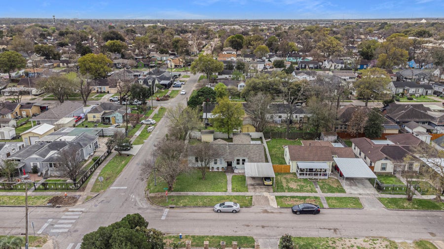 Property photo for 7418 Fir Street, Houston, TX