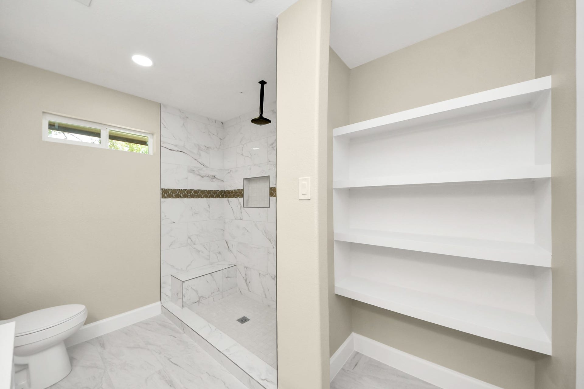 4703 Quail Hollow Drive, Baytown, TX 77521 4703 Quail Hollow Drive, Baytown, TX 77521
