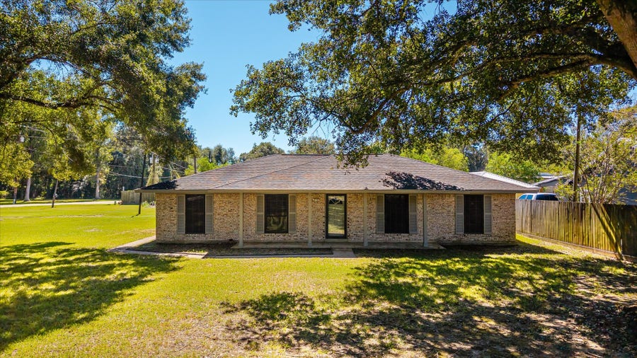 Property photo for 906 Havard Road, Houston, TX