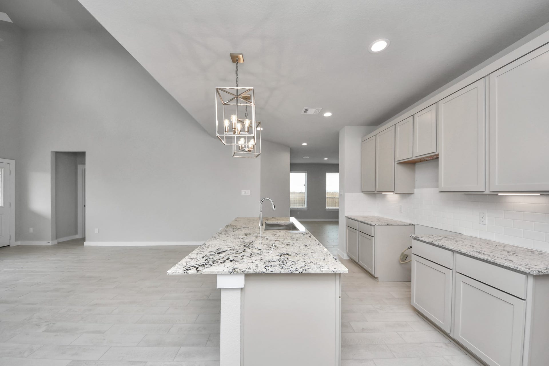 11115 Tulip Ridge Trail, Houston, TX 77044 Sample photo of completed home with similar floor plan. Actual colors and selections may vary.