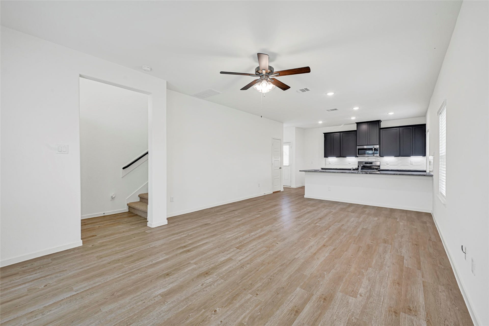 2106 Rosillo Brook Drive, Baytown, TX 77521