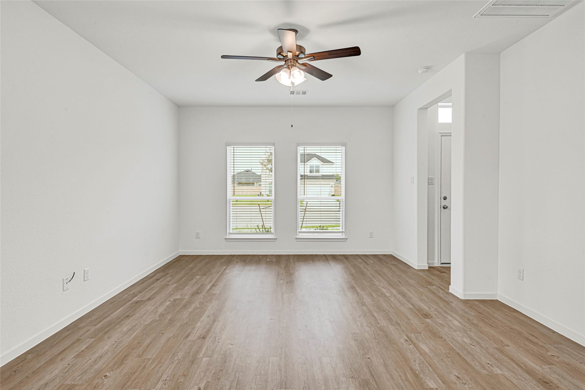 2106 Rosillo Brook Drive, Baytown, TX 77521
