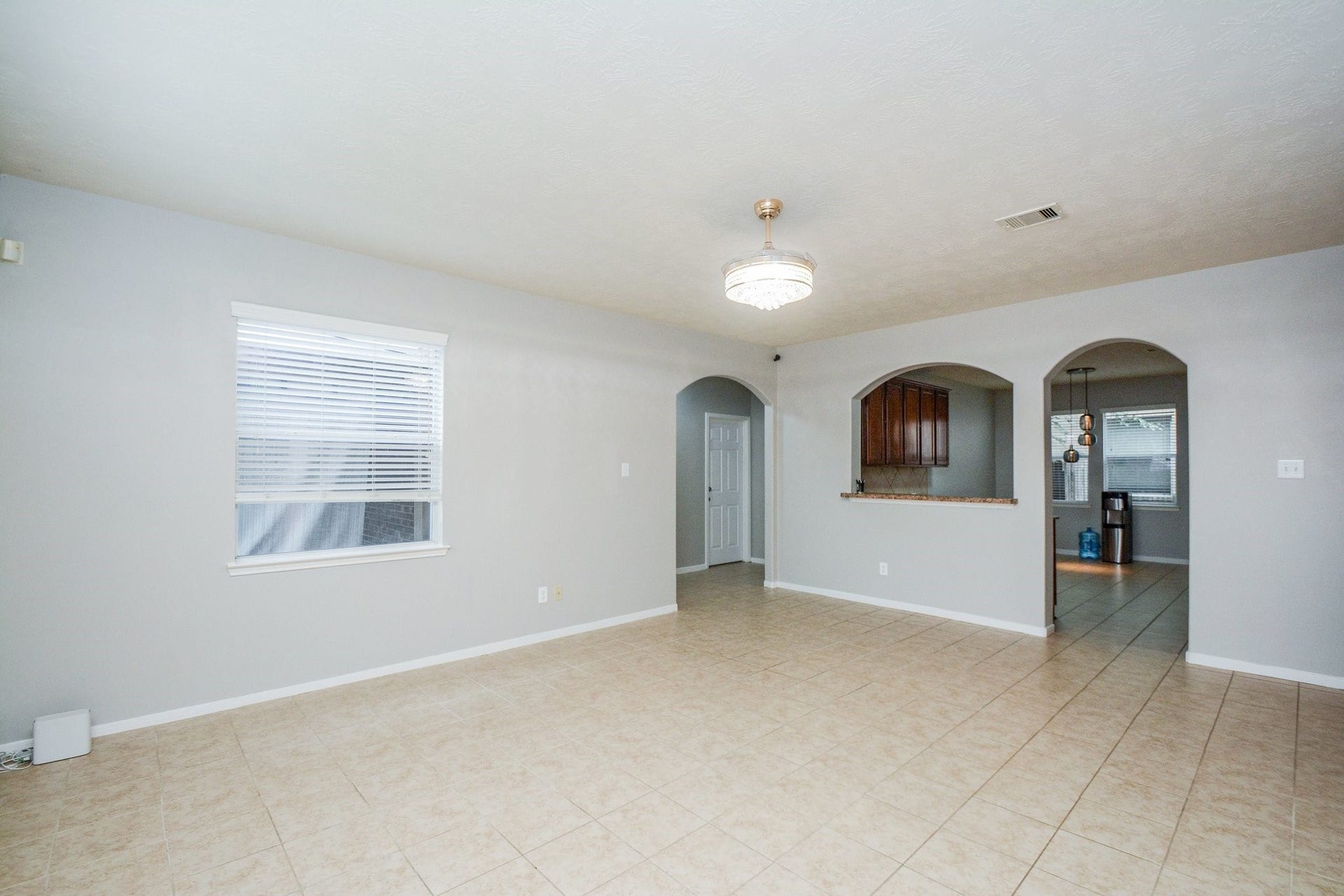 6911 Kamiah Court, Houston, TX 77040 6911 Kamiah Court, Houston, TX 77040