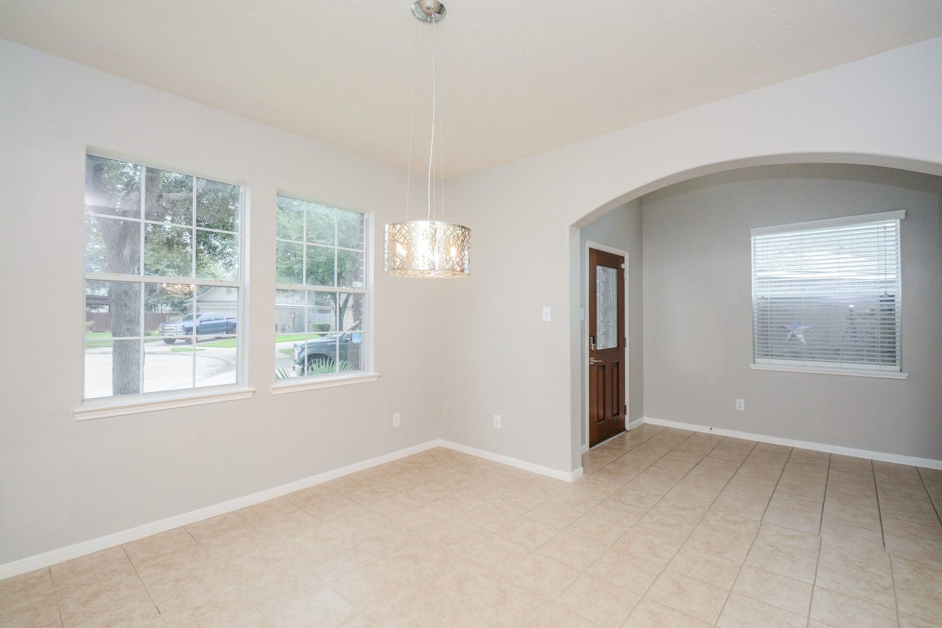 6911 Kamiah Court, Houston, TX 77040 6911 Kamiah Court, Houston, TX 77040